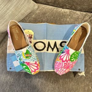 Lily Pulitzer hand painted Toms